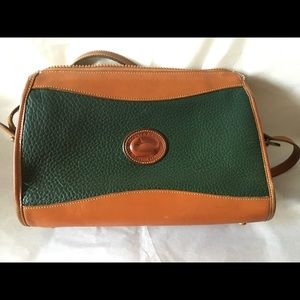 Vintage Dooney and Bourke crossbody